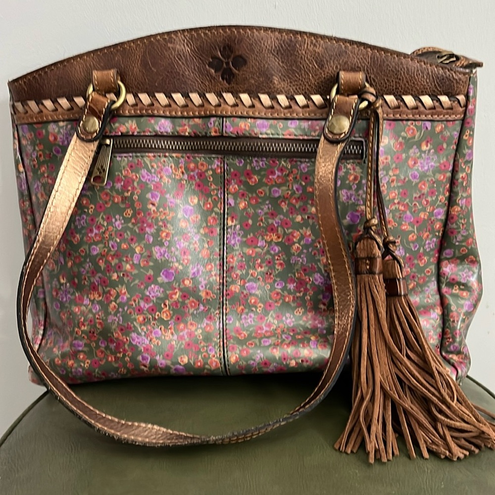 Patricia Nash leather floral and metallic handbag, like new